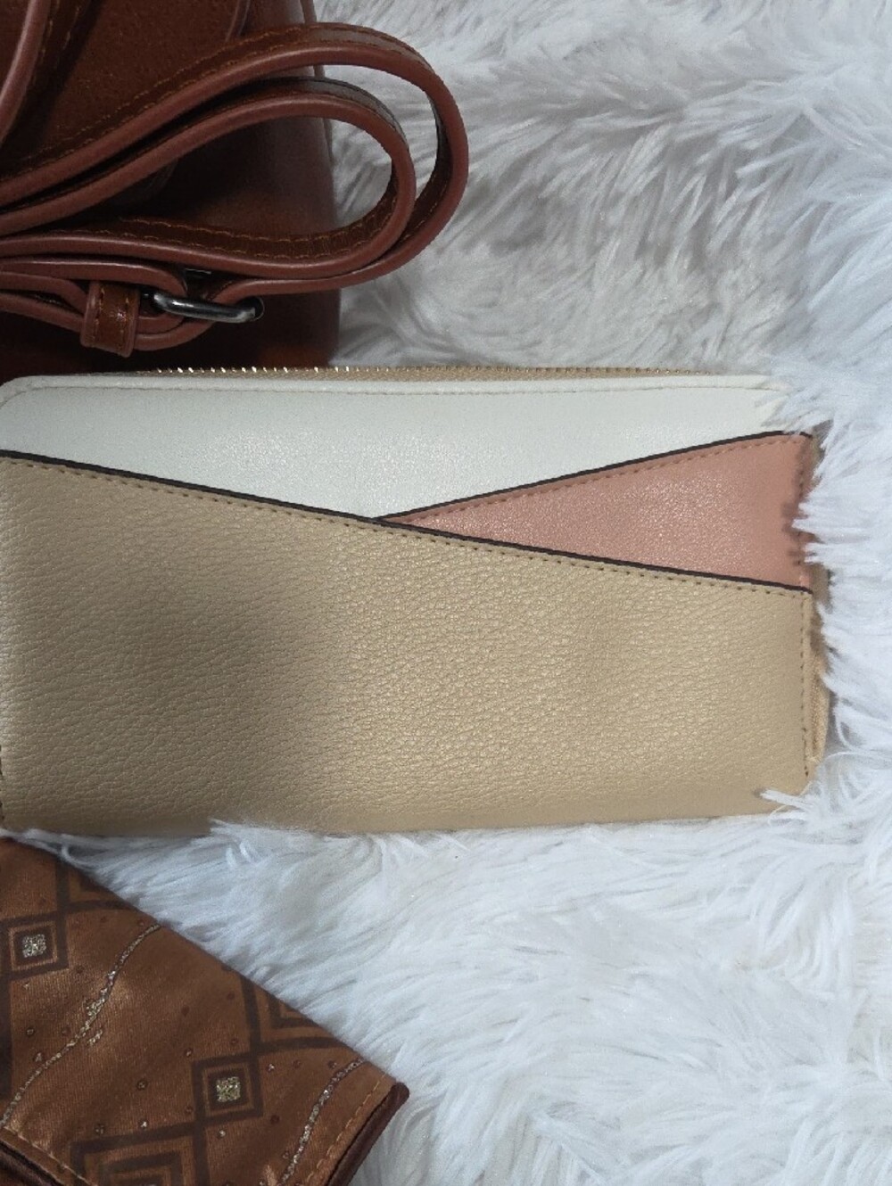 Brown Faux Leather Top-Handle Crossbody Bag And Three Off Brand Wallets AllNew! - Picture 4 of 8